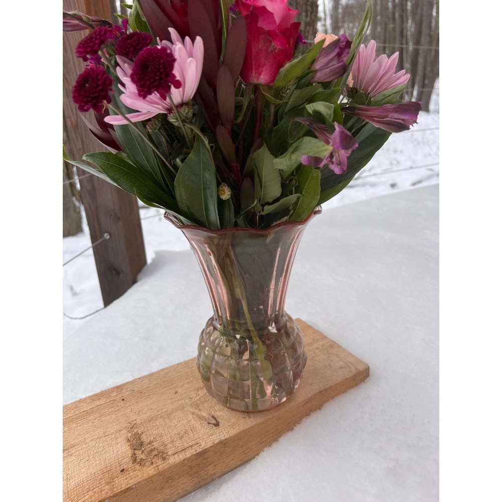 Vintage Pink Glass Vase from Anchor Hocking